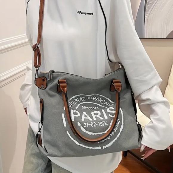 NWT Paris Charles De Gaulle Aeroport Bag - Picture 1 of 5